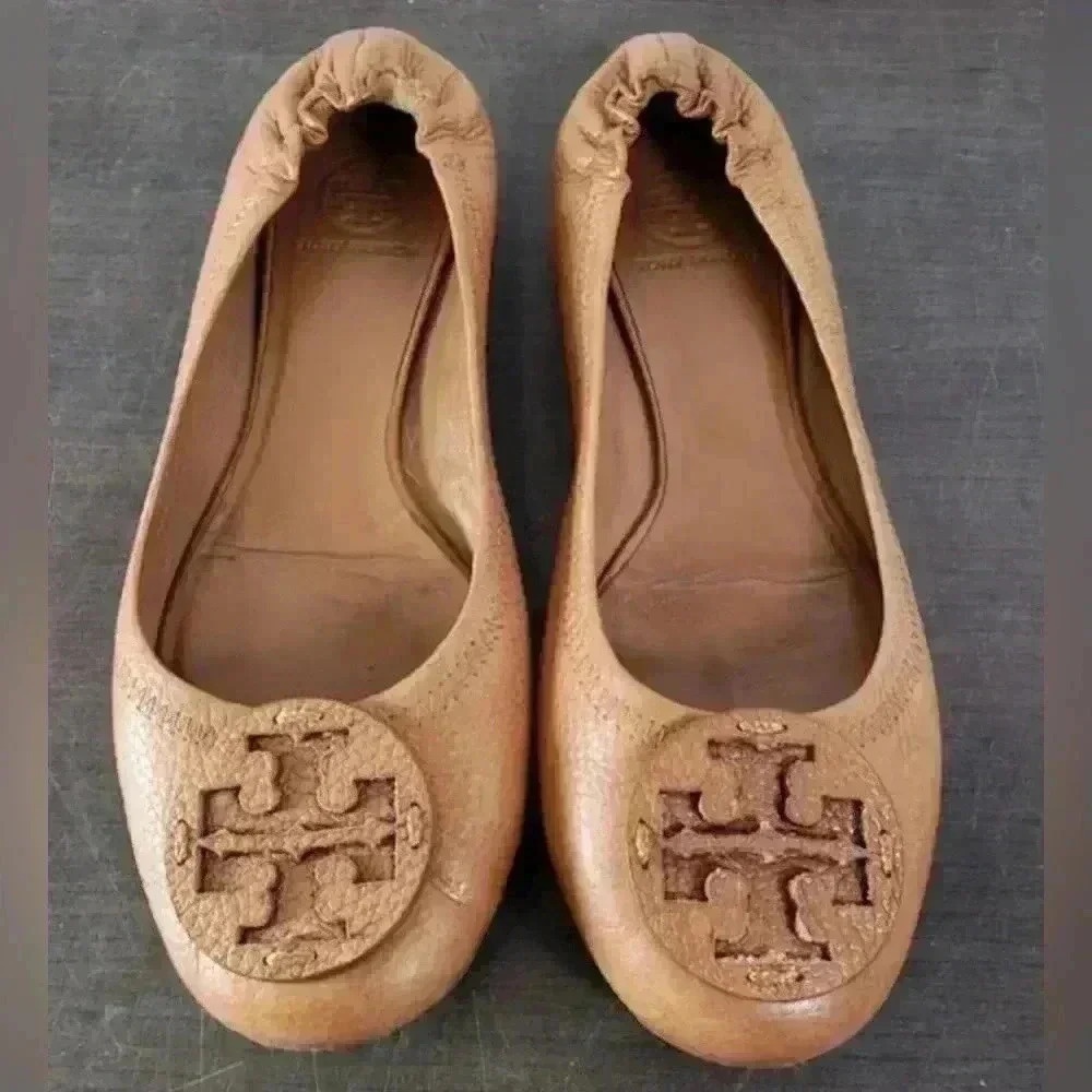 Tory Burch REVA Pebbled Leather Carmel Brown Ballet‎ Flat Size 9.5